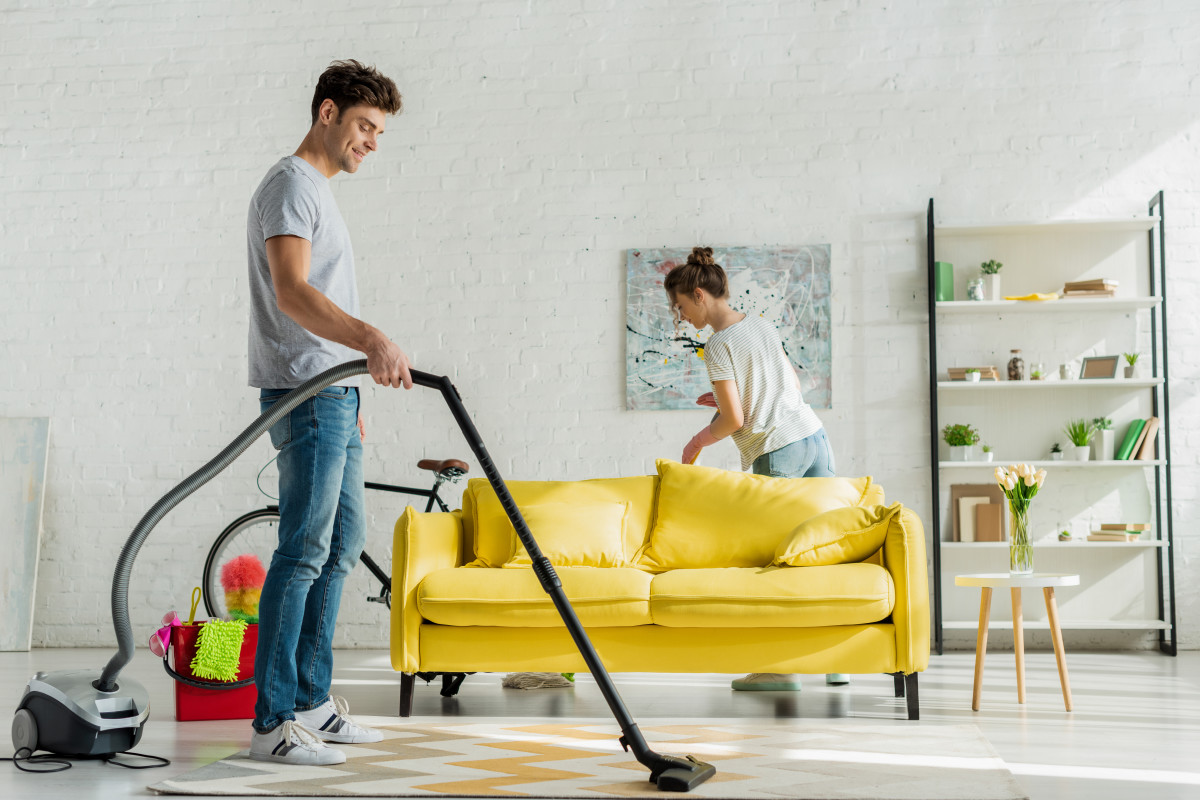 Keçiborlu Bayan Temizlikçi